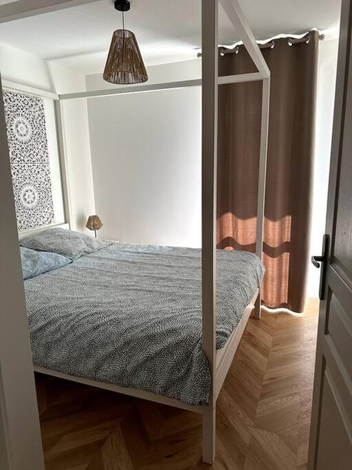 Appartement Cosy Avec Balcon Et Piscine Besançon Exterior foto